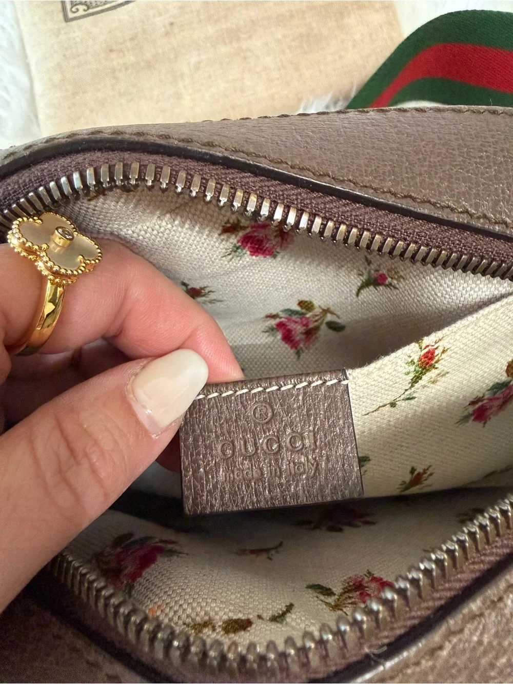 GUCCI NEO CAMERA GG SUPREME MESSANGER BAG - Picture 11 of 11